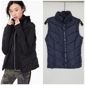 Aeropostale Warm & Cozy Black Chevron Quilted Puffer Vest Style 5301 Size Small